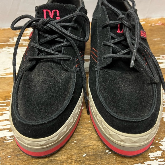 DC Creeper Low Top Black Suede Skateboard Shoe - Picture 4 of 7
